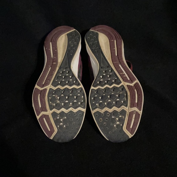 Women’s Nike Downshifter 7 Running - Picture 7 of 7